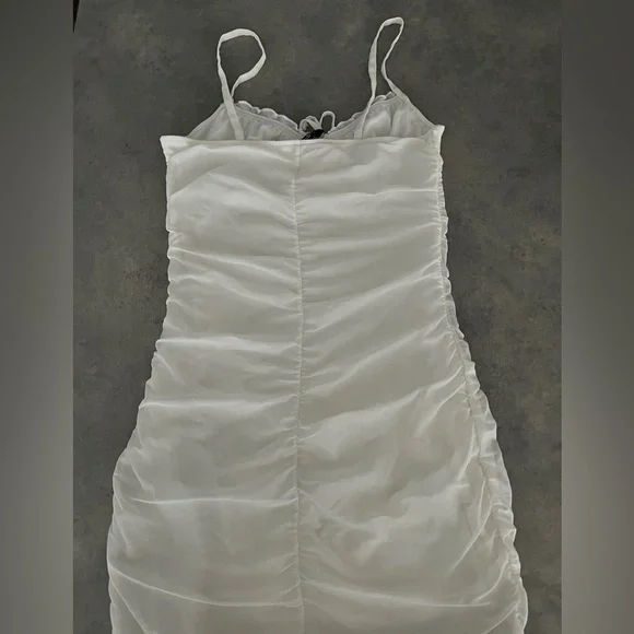 H&M White Ruched Midi Dress - Picture 2 of 3